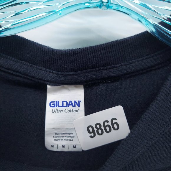 gildan graphic tee shirt size medium - Picture 3 of 7
